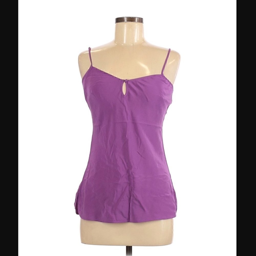 Trina Turk Tank Top M Silk Spaghetti Strap Lilac Purple Solid Keyhole Luxury